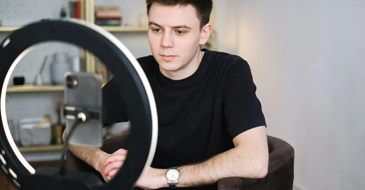 How to Turn Passive YouTube Viewers into Active Chatters